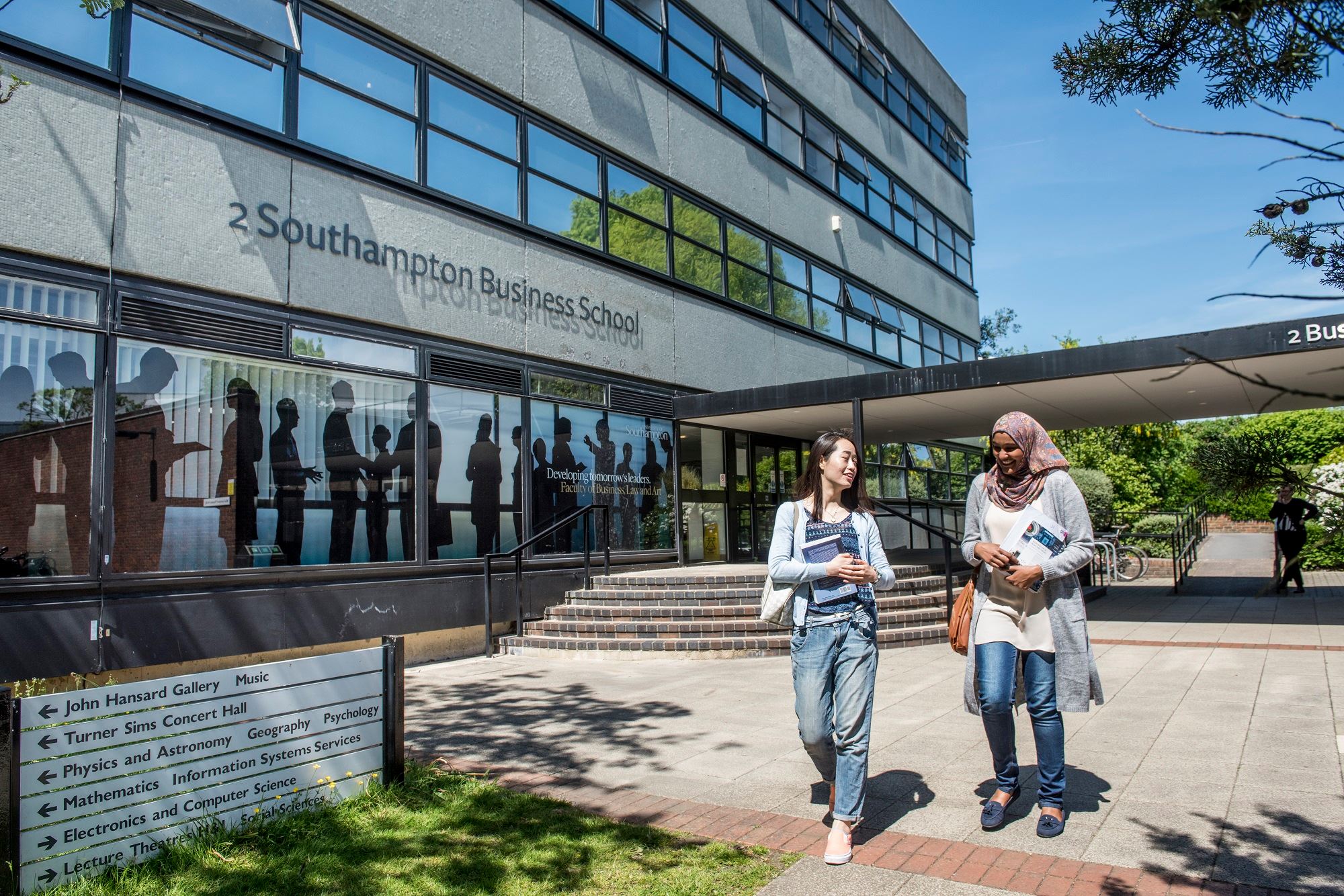 Students outside Southampton Business School